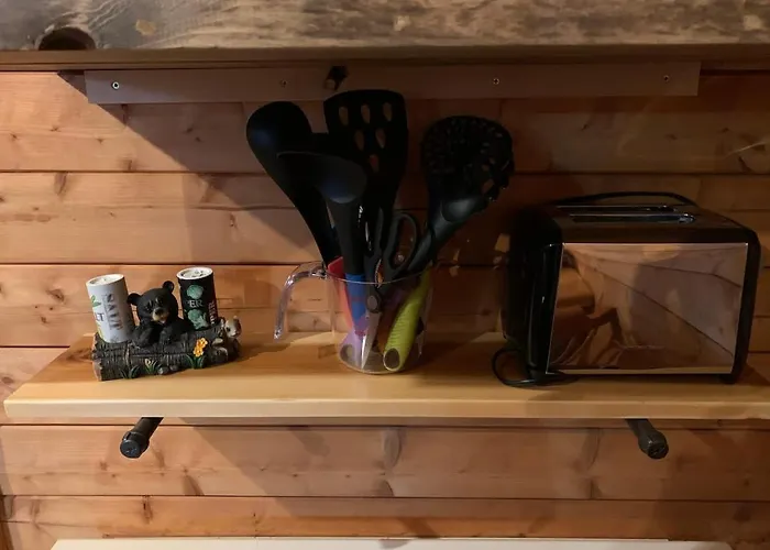 Honeybear Hideaway Cabin